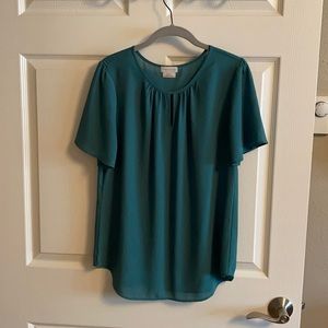 Women’s Green blouse shirt sleeve Van Heusen Size Small